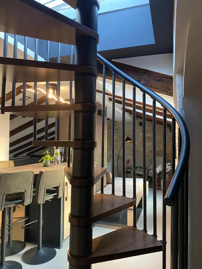 Castropola Views With Private Parking Διαμέρισμα